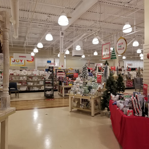Department Store «HomeGoods», reviews and photos, 162 Everett Ave, Chelsea, MA 02150, USA