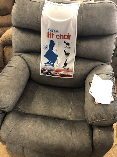 Furniture Store «Winner Furniture - Shively», reviews and photos, 2530 Dixie Hwy, Louisville, KY 40216, USA