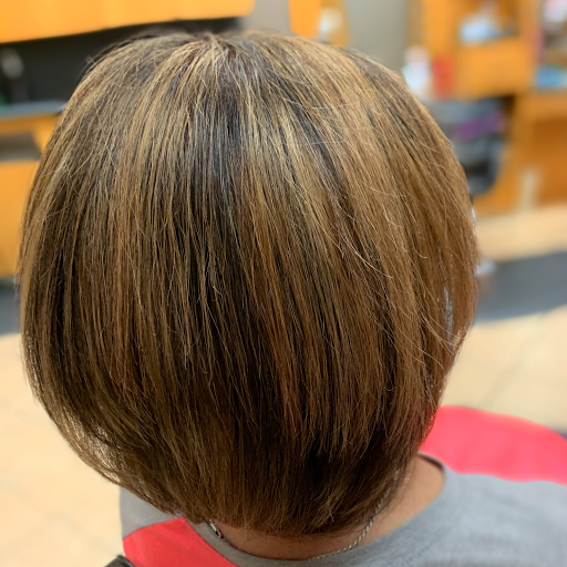 Hair Salon «Fantastic Sams Cut & Color», reviews and photos, 923 10th St, Floresville, TX 78114, USA