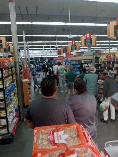 Shopping Mall «Dr. Martin Luther King Jr. Shopping Center», reviews and photos, 1601 E 103rd St, Los Angeles, CA 90002, USA