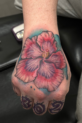 Explore compass tattoo ideas for guys, creative tattoo ideas in Las Vegas, available at Club Tattoo The Venetian Grand Canal Shoppes