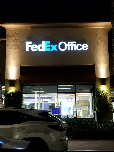 Print Shop «FedEx Office Print & Ship Center», reviews and photos, 15951 Goldenwest St, Huntington Beach, CA 92647, USA