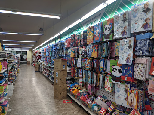Dollar Store «Dollar Tree», reviews and photos, 10237 Rosecrans Ave, Bellflower, CA 90706, USA