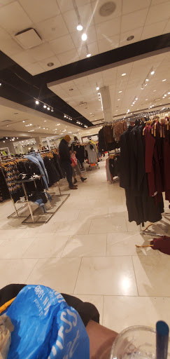 Clothing Store «Forever 21», reviews and photos, 651 Kapkowski Rd, Elizabeth, NJ 07201, USA