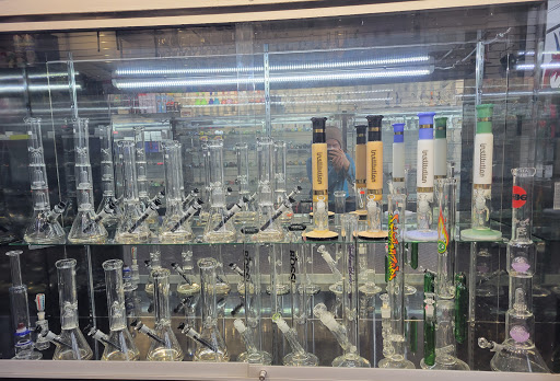 Tobacco Shop «Pipes & Stuff | Smoke - Vape Shop», reviews and photos, 2384 Hempstead Turnpike, East Meadow, NY 11554, USA