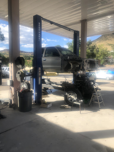 Auto Repair Shop «Performance Plus Car Care», reviews and photos, 1820 Jackson St, Golden, CO 80401, USA