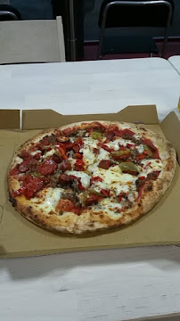 Pizza du Pizzas à emporter Pizz'adorée à Mareuil-le-Port - n°16