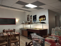 Atmosphère du Restaurant Le Petit Tonneau à Montlouis-sur-Loire - n°9