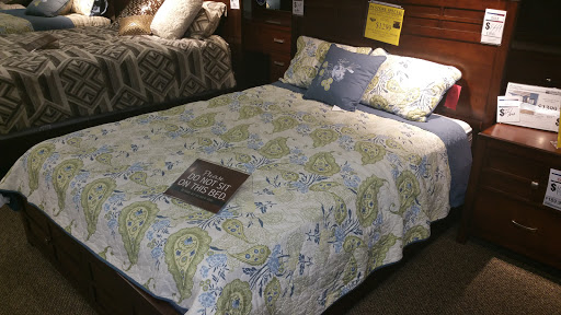 Furniture Store «Unclaimed Freight Furniture», reviews and photos, 2520 S University Dr, Fargo, ND 58103, USA