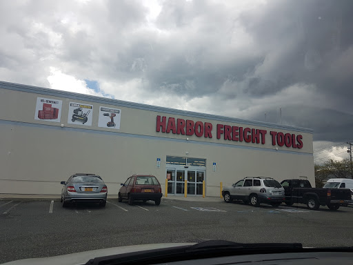 Hardware Store «Harbor Freight Tools», reviews and photos, 20 Carmans Rd, Massapequa, NY 11758, USA