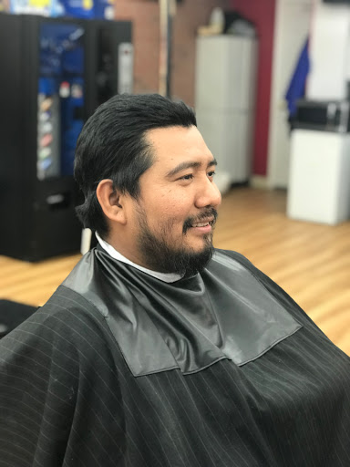 Barber Shop «THE PATIO BARBER SHOP», reviews and photos, 37 W Somerset St, Raritan, NJ 08869, USA