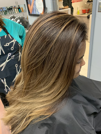 Hair Salon «SmartStyle Hair Salon», reviews and photos, 707 S 8th St, Colorado Springs, CO 80905, USA