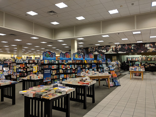 Book Store «Barnes & Noble», reviews and photos, 5301 Belt Line Rd #118, Dallas, TX 75254, USA