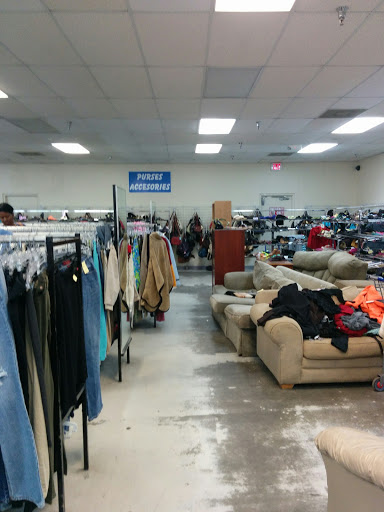 Thrift Store «Community Thrift Store», reviews and photos, 14244 N Nebraska Ave, Tampa, FL 33613, USA