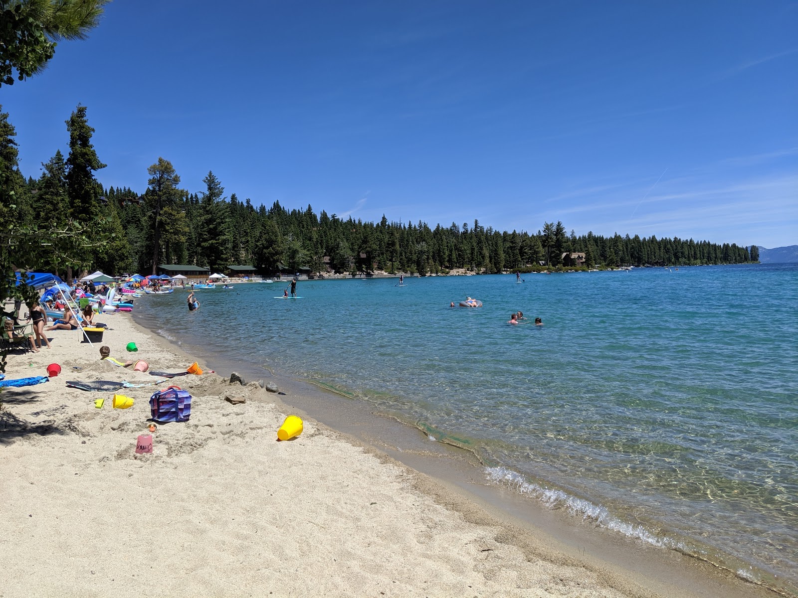 Foto von Meeks Bay Beach mit sehr sauber Sauberkeitsgrad