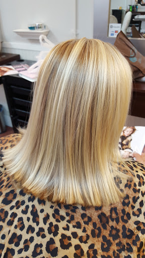 Beauty Salon «Deo Volente Hair Salon», reviews and photos, 68 Bluffton Rd # 3, Bluffton, SC 29910, USA