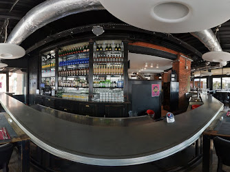 Le Grand Zinc -Restaurant brasserie/Bar/Tapas
