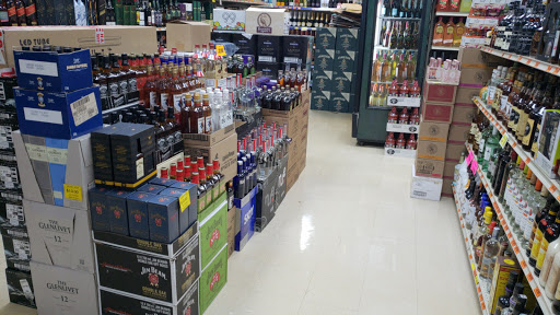 Liquor Store «Lombard Liquors», reviews and photos, 420 22nd St, Lombard, IL 60148, USA