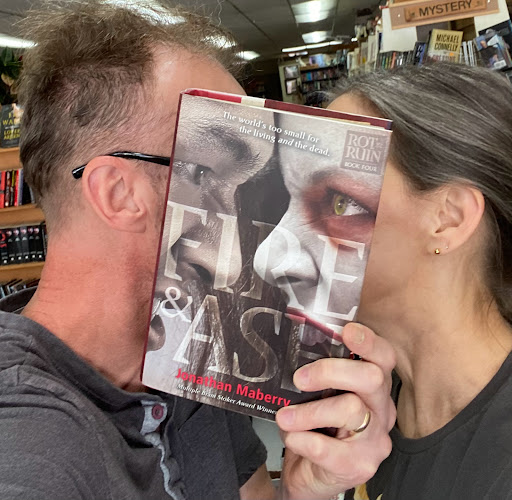 Book Store «Books Galore», reviews and photos, 411 W Main St, Festus, MO 63028, USA