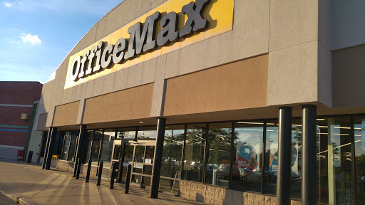 Office Supply Store «OfficeMax», reviews and photos, 2255 Howard St, Evanston, IL 60202, USA