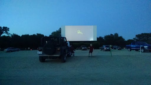 Drive-in Movie Theater «Starlite Drive-In Theatre», reviews and photos, 3900 S Hydraulic Ave, Wichita, KS 67216, USA