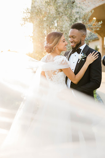 Bridal Shop «Winnie Couture», reviews and photos, 5152 Buffalo Speedway, Houston, TX 77005, USA