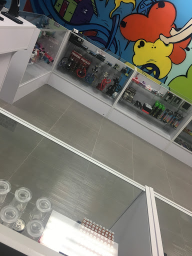 Tobacco Shop «J&J Smoke Shop», reviews and photos, 4520 Hallandale Beach Blvd, Pembroke Park, FL 33023, USA