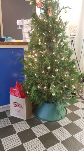 Donut shop,Dessert shop «Daylight Donuts», reviews and photos, 214 W Commercial St,Ozark, AR 72949,United States