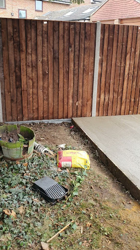 Reviews of SRB Landscaping And fencing in Watford - Landscaper