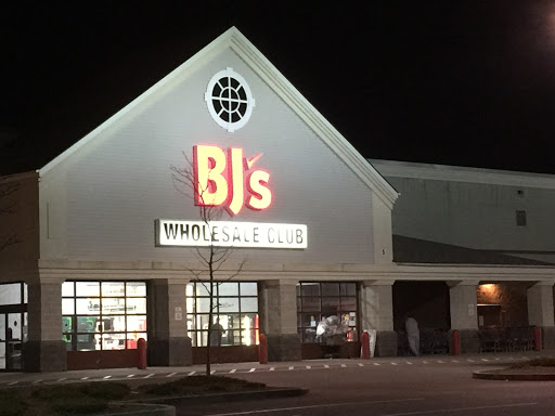 BJ’s Wholesale Club, 5 Ward St, Revere, MA 02151, USA, 