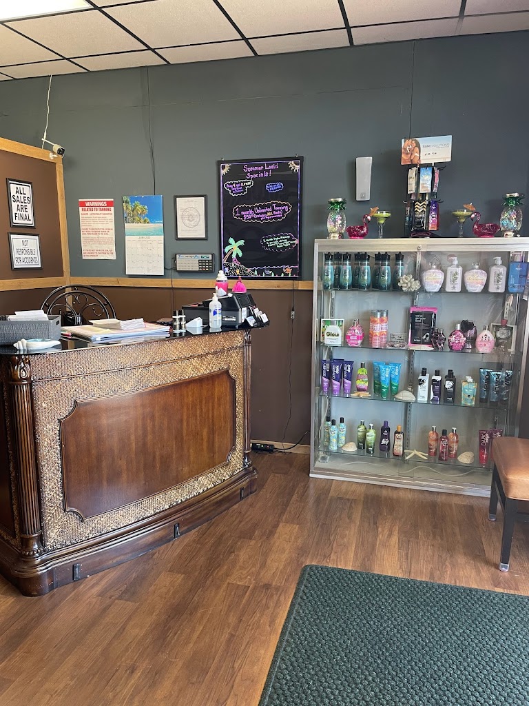 Color Me Bronze Tanning Salon 65536