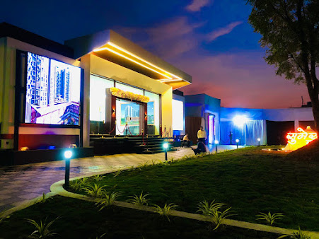 Google Maps image 21