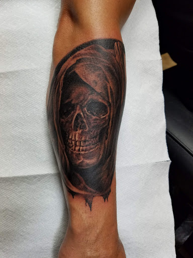 Tattoo Shop «Aces High Tattoo Shop», reviews and photos, 5946 Okeechobee Blvd, West Palm Beach, FL 33417, USA