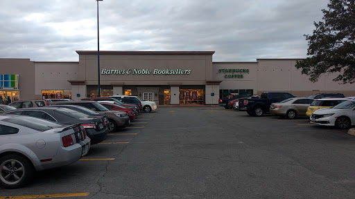 Book Store «Barnes & Noble Booksellers Ingram Festival», reviews and photos, 6065 NW Loop 410 #185, San Antonio, TX 78238, USA