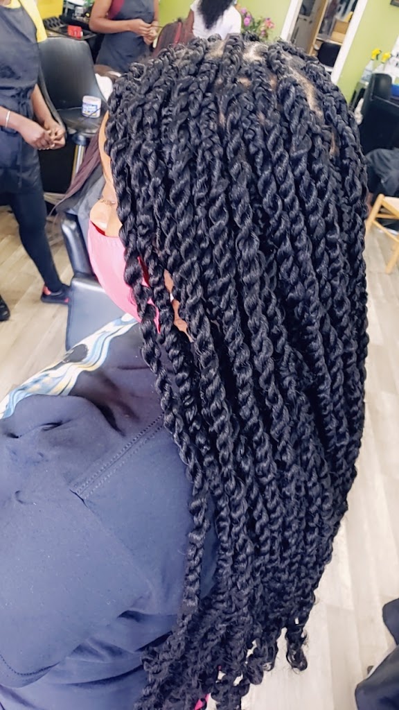 Bebe's Yacine Hair Braiding 60104