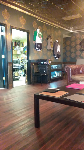 Tattoo Shop «No Egrets Tattoo Studios», reviews and photos, 1128 College St, Clarksville, TN 37040, USA