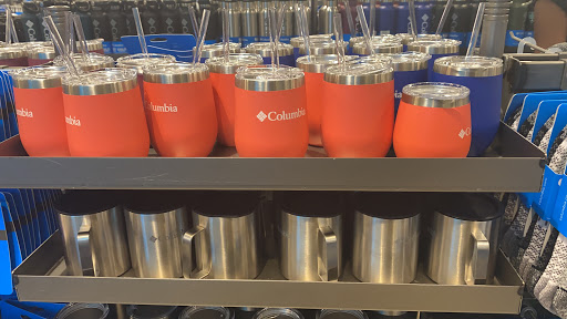 Sportswear Store «Columbia Sportswear Outlet at The Outlet Shoppes at Gettysburg», reviews and photos, 1863 Gettysburg Village Dr, Gettysburg, PA 17325, USA