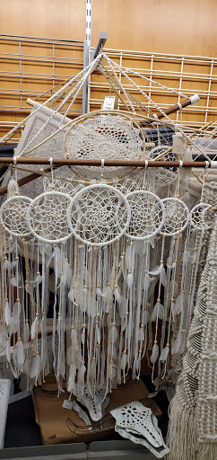 Shopping Mall «Vineyard Town Center Shopping Center», reviews and photos, 451 Vineyard Blvd, Morgan Hill, CA 95037, USA