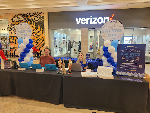 New Balance Tampa, 211 Westshore Plaza, Tampa, FL 33609, USA, 