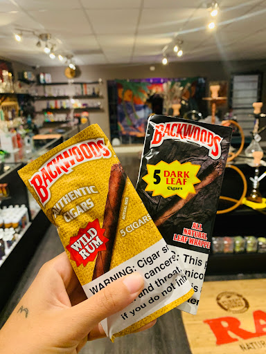 Tobacco Shop «Kush Cloud Smoke Shop», reviews and photos, 2118 W Busch Blvd, Tampa, FL 33612, USA