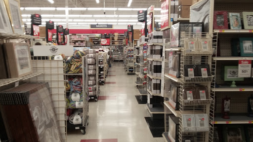 Craft Store «Michaels», reviews and photos, 1840 E Independence St, Springfield, MO 65804, USA