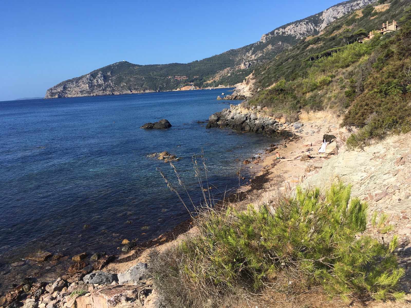 Foto di Spiaggia Le Pilette zona selvaggia