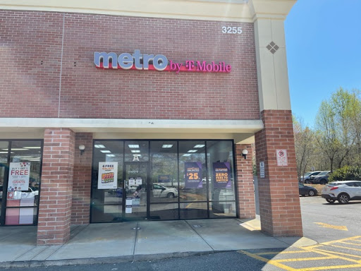 Cell Phone Store «MetroPCS Authorized Dealer», reviews and photos, 3255 Lawrenceville-Suwanee Rd, Suwanee, GA 30024, USA