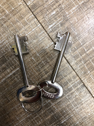 Locksmith «Larry The Locksmith Security and Hardware», reviews and photos, 3703 Riverdale Ave, Bronx, NY 10463, USA