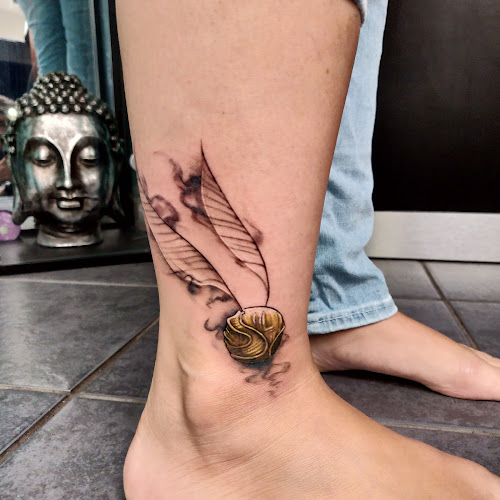 Reviews of Fifth Dimension Tattoo & Piercing - Shoreditch in London - Tatoo shop