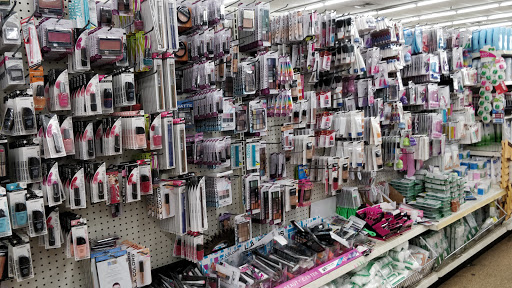 Dollar Store «Dollar Tree», reviews and photos, 1379 Ulster Ave, Kingston, NY 12401, USA