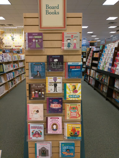 Book Store «Barnes & Noble», reviews and photos, 7707 Bluebonnet Blvd, Baton Rouge, LA 70810, USA