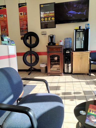 Car Repair and Maintenance «Midas», reviews and photos, 716 SE Everett Mall Way, Everett, WA 98208, USA