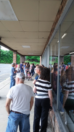 Discount Store «Gimme A $5», reviews and photos, 207 Dickson Plaza Dr, Dickson, TN 37055, USA