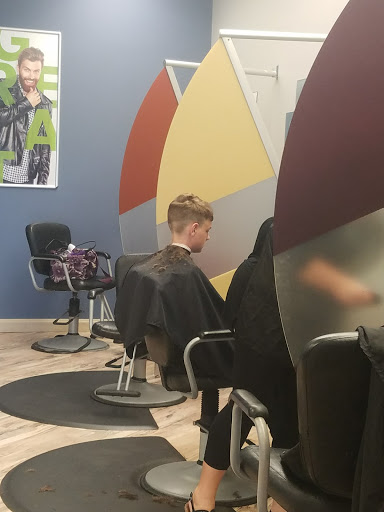 Hair Salon «Great Clips», reviews and photos, 2150 Brookmeade Dr, Columbia, TN 38401, USA